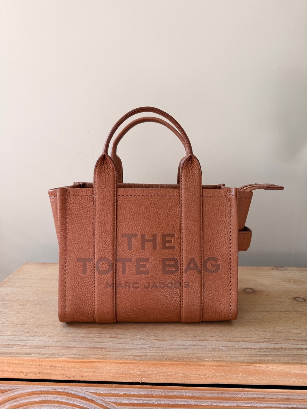 Marc Jacobs The Tote Bag in Argan Oil